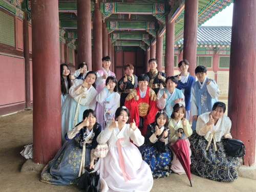 5월 경복궁KakaoTalk_20240531_160206330.jpg