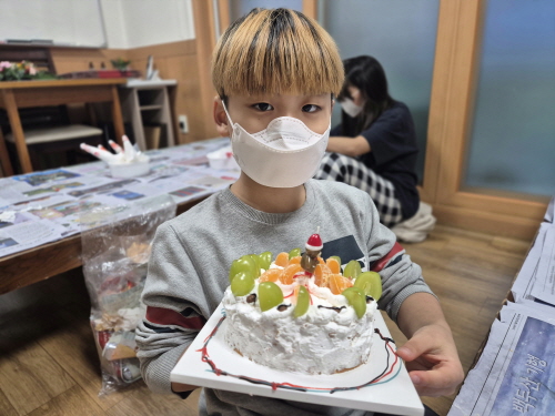 12월 케이크KakaoTalk_20250124_142855899_05.jpg