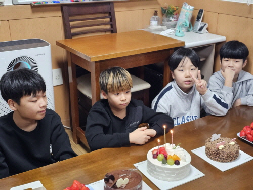 생일KakaoTalk_20250311_130349076_01.jpg