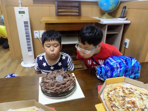 8월 생일잔치SAM_8594.JPG